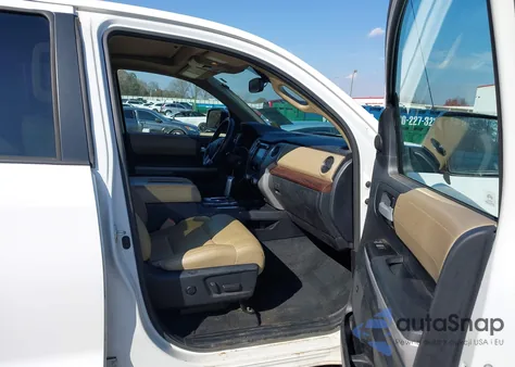 2019 Toyota Tundra Limited 5.7L V8 из США, поврежденный, VIN 5TFHY5F17KX838741